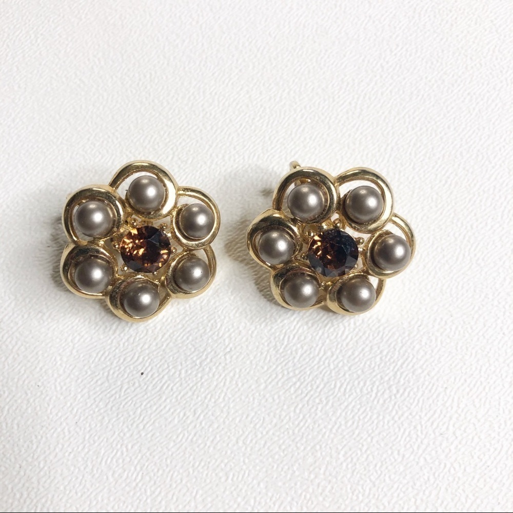 Vintage Trifari Clip On Earrings Flower Beads